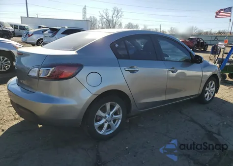 2011 Mazda 3 I from USA, damaged, VIN JM1BL1VF4B1361263